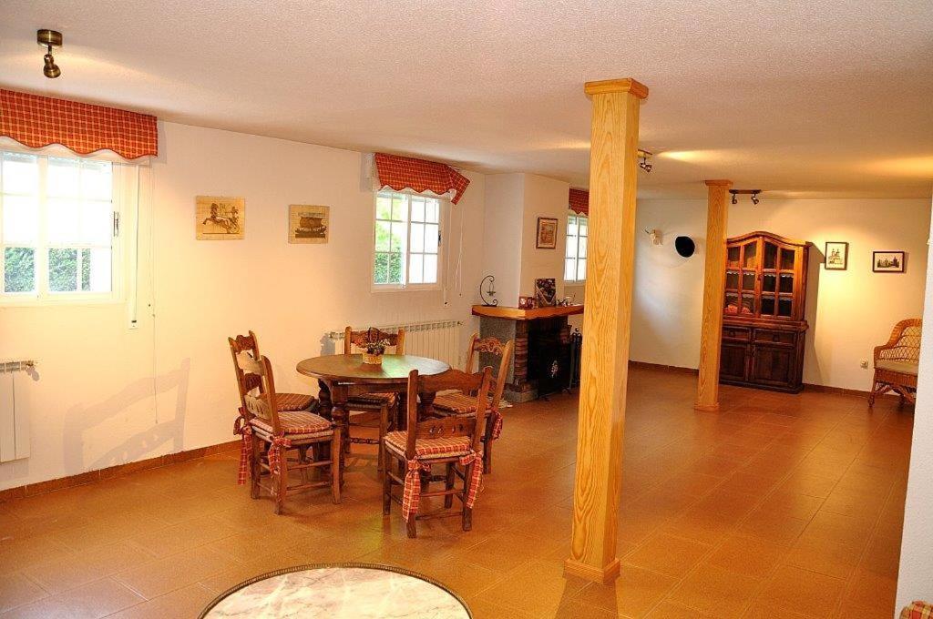 Casa Bellavista Becerril Villa Becerril de la Sierra Kültér fotó